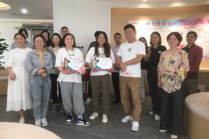 ?往?處想，勁往?處使|祝賀他們榮獲鳳圖季度銷售獎勵！